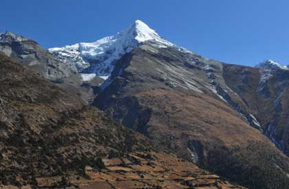 Pisang Peak